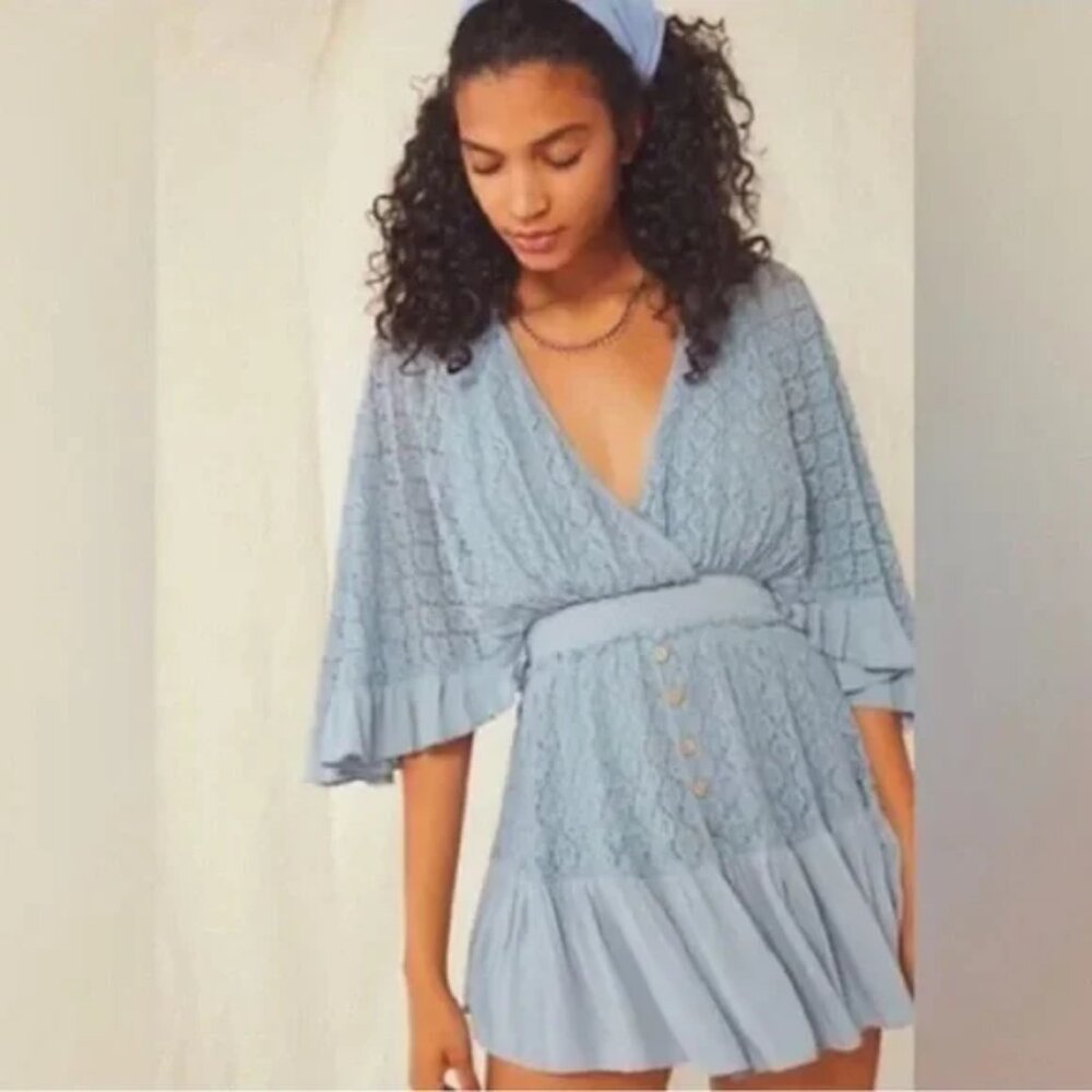 Blue Free People Shyanne Romper Lace Flutter SUMMER Bell Sleeve  Boho STAINING